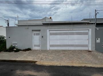 3891121925de39a4752929bd17ad3545.jpeg · Casa com 3 quartos para alugar em Varginha, no bairro Eldorado