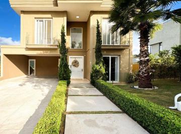 Casa de 3 quartos, Santana de Parnaíba · Casa com 590 m² e 3 quartos à venda em Alphaville