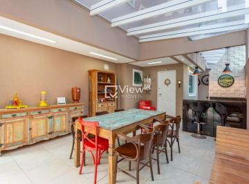 Casa · 156m² · 5 Quartos · 2 Vagas · Triplex em condomínio no bairro Uberaba - 195m² de