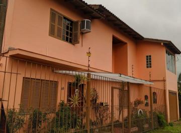 Casa de 4 quartos, Porto Alegre · Sobrado lindo pronto pra morar