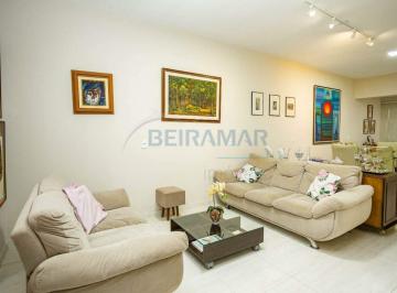 Casa · 260m² · 4 Quartos · 4 Vagas · Casa à venda com 4 Quartos sendo 2 Suítes em Sobradinho I