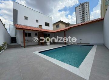 Casa · 320m² · 4 Vagas · Sobrado Comercial para Aluguel em Bangú, Santo André – 320m² Privativos, 10 Salas