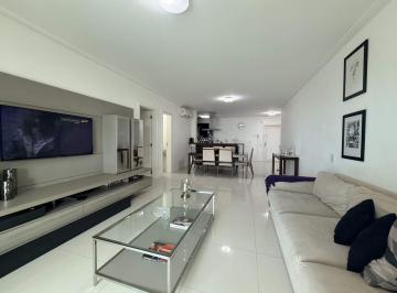 Apartamento · 137m² · 3 Quartos · 2 Vagas · Apartamento 3 quartos Centro Florianópolis Náutico