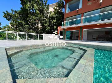 Casa · 704m² · 6 Quartos · Casa Triplex à Venda com 06 Dormitórios Sendo 04 Suíte, 08 Banheiros, Garagem para 06 Veículos. Pisc