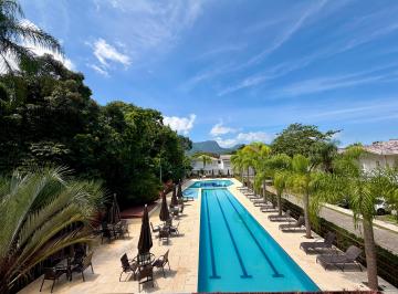 Casa de 4 quartos, São Sebastião · Casa á poucos metros da praia em condomínio