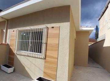 Casa · 80m² · 2 Quartos · 2 Vagas · Casa reformada de dois dormitórios, suíte e duas vagas. Boa.