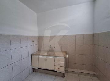 Casa · 30m² · 1 Quarto · Casa com 1 quarto, sala, cozinha, banheiro, área de serviço.