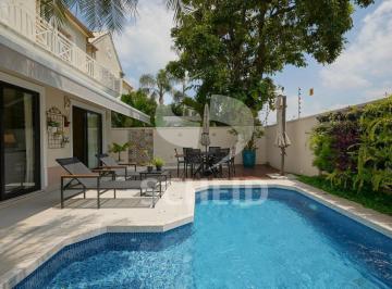 Casa · 271m² · 4 Quartos · 4 Vagas · casa 4 quartos condominio fechado Jardim Prudência.
