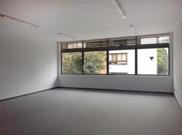 Comercial · 80m² · Amplo conjunto comercial com 80 m2 privativos, a venda no bairro Petrópolis.