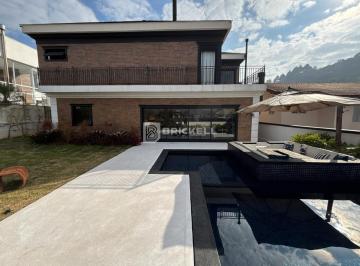 Casa · 587m² · 4 Quartos · 6 Vagas · Casa de Alto Padrão à Venda em Santo Inácio, Curitiba – 4 Suítes