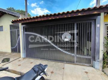 Casa · 170m² · 3 Quartos · 2 Vagas · Casa 3 dormitórios sendo 1 suíte com 2 vagas de garagem.