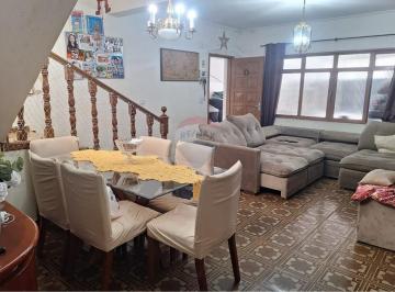 Casa · 295m² · 4 Quartos · 2 Vagas · Sobrado 4 dormitórios - Jardim Santa Mena