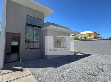 f6cf31dbcd8b1f2035207bb3aa85b1a82fbe35bc · Casa 3 quartos com quintal, Praia Mar/ praia de Itapebussus - Rio das Ostras/RJ.