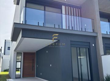 Casa · 200m² · 4 Quartos · 3 Vagas · Casa com 04 suítes, Ingleses, R$1.360.000,00- aceita financiamento bancário.