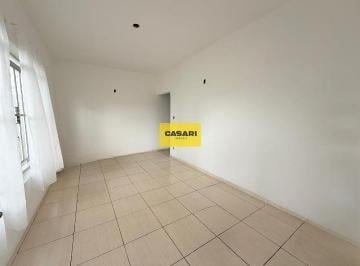 Photo 1 · Casa com 2 Dormitórios, Quintal Amplo e 3 Vagas para Alugar | 152m² de Área Cons