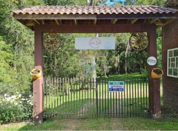 Comercial · 200m² · 50 Vagas · Chácara Comercial: Natureza e Oportunidade em São José dos Pinhais!