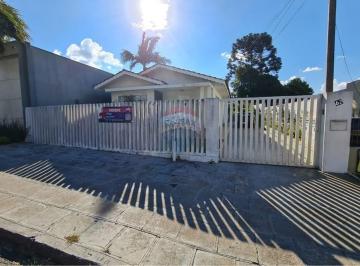 Casa · 200m² · 5 Quartos · 3 Vagas · Terreno Excepcional com 954m² no São Pedro em São José dos Pinhais, PR