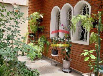 Casa · 177m² · 3 Quartos · 2 Vagas · Sobrado com 3 dormitórios ao lado do Horto Florestal.