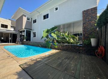 Casa · 300m² · 5 Quartos · 7 Vagas · Casa em condomínio no Umbará