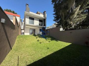 Casa · 207m² · 4 Quartos · 2 Vagas · Casa em condomínio no Umbará