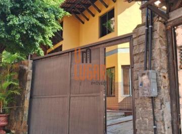 Casa · 520m² · 4 Quartos · 2 Vagas · Um Lugar Imoveis vende ou aluga: Casa de 2 andares com 520 m2 com 4 quartos no Condominio Muirapiran