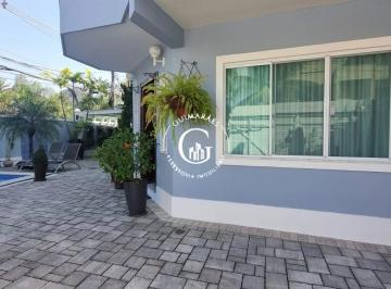 Casa · 308m² · 6 Quartos · 4 Vagas · Casa com 6 dormitórios à venda, 308 m² por R$ 1.690.000,00 - Vargem Pequena - Rio de Janeiro/RJ