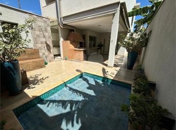 Casa · 215m² · 3 Quartos · 2 Vagas · Condomínio com 3 quartos à venda em Morumbi - SP