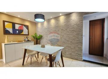 Casa · 170m² · 4 Quartos · 2 Vagas · Casa Bi familiar, 4 quartos á venda COM 170M² em Vista Alegre - R$ 650.000,00