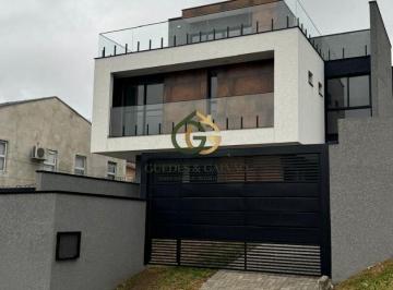 Casa · 135m² · 3 Quartos · 2 Vagas · Sobrado com 3 dormitórios à venda, 137 m² por R$ 8