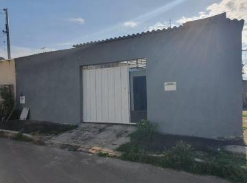 Casa de 2 quartos, Santa Maria · CASA A VENDA EM SANTA MARIA NORTE. ACEITA FINANCIAMENTO BANCÁRIO.