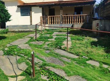 Casa de 3 quartos, Belo Horizonte · casa com loja e espaço para festas