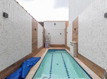 Casa de 3 quartos, São Paulo · Sobrado 3 quartos 1 suíte área gourmet com Piscina em Alvenaria.