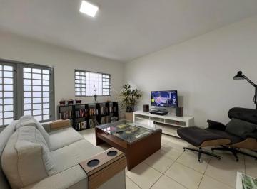 Casa · 330m² · 4 Quartos · 1 Vaga · VENDE - CASA CONDOMINIO - 4 QUARTOS - COLONIA AGRICOLA SAMAMBAIA