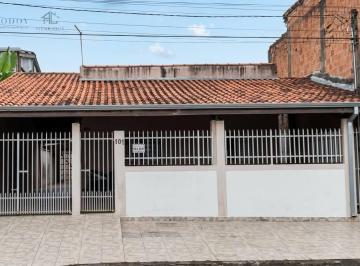 Casa · 233m² · 5 Quartos · 5 Vagas · Excelente Casa com 233m² área construída e Edícula no Bairro Cidade Nova