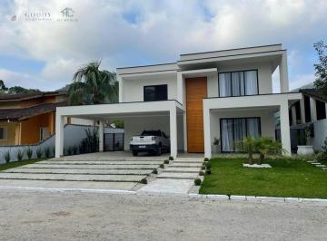 Casa · 310m² · 4 Quartos · 4 Vagas · Casa moderna e sofisticada em condomínio fechado – 4 suítes | Área gourmet