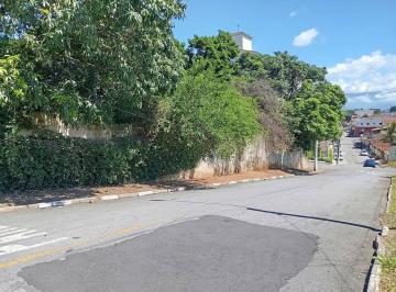 Terreno · 1200m² · Esquina Estratégica com 3 Frentes e 1.200m² - Excelente Aproveitamento