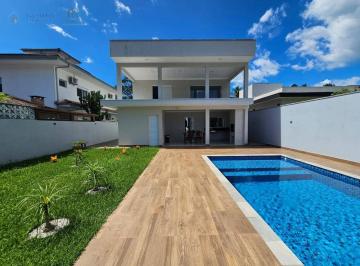 Casa · 236m² · 4 Quartos · 4 Vagas · Casa moderna de alto padrão em condomínio fechado – 4 suítes - Ubatuba