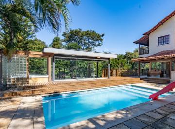 Casa de 3 quartos, Petrópolis · Casa à venda, Itaipava, Petrópolis, RJ