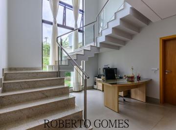 Casa de 4 quartos, Brasília · Viva com Estilo: Casa de Alto Padrão com 4 Suítes e Design Moderno