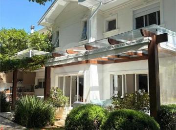 Casa de 3 quartos, São Paulo · Condomínio ALTO DA BOA VISTA 3 Suítes