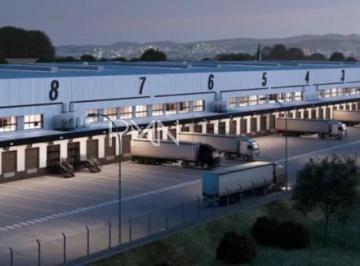 Comercial · 43000m² · 130 Vagas · Galpão para alugar em Guarulhos, Vila Aeroporto, com 43000 m²