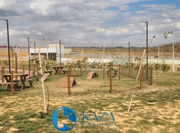 1 · LOTE EM CONDOMÍNIO FECHADO, COM ÁREA DE LAZER COMPLETA