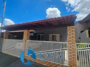1 · CASA DE 3 QUARTOS NO RESIDENCIAL GREEN PARK I