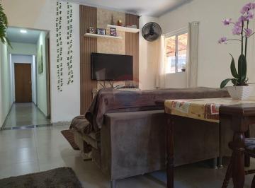 Casa · 181m² · 3 Quartos · Casa à venda na Vila Hortência com 3 quartos com 181m², R$ 480.000.