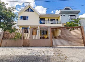 Casa · 250m² · 5 Quartos · 4 Vagas · Sobrado Alto Padrão 4 Quartos | 3 Suítes | 4 Vagas – Santa Quitéria