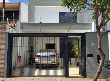 Casa · 170m² · 3 Quartos · 2 Vagas · VENDA | Sobrado, com 3 dormitórios em Jardim Leblon, Maringá