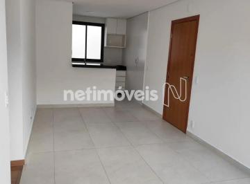 Apartamento · 80m² · 3 Quartos · 2 Vagas · Apartamento 3 Quartos com Suíte e Varanda no Castelo
