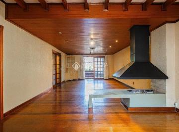 Casa · 330m² · 3 Quartos · 2 Vagas · CASA CONFORTÁVEL E ESPAÇOSA NO BAIRRO BELA VISTA, COM INFRA DE CONDOMÍNIO!