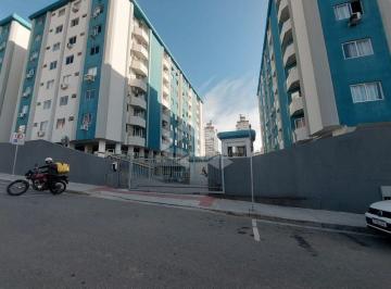 Apartamento · 80m² · 3 Quartos · 1 Vaga · Apartamento de 3 quartos (1 Suíte) com 80m² e Lazer Completo em Barreiros, São José