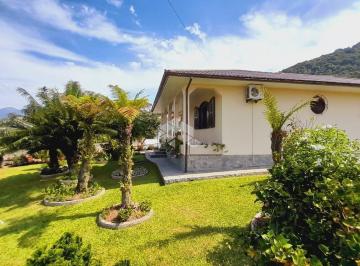 Casa · 165m² · 3 Quartos · 1 Vaga · Casa com 03 quartos/dormitórios no bairro Alto Aririú, em Palhoça- SC